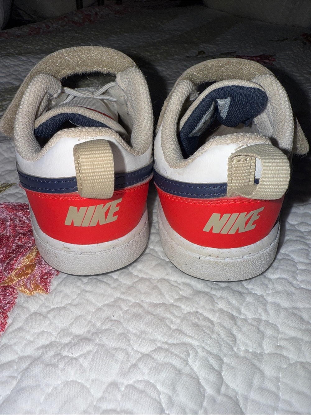 Nike Kids Court Borough Low Shoes - Picture 5 of 11